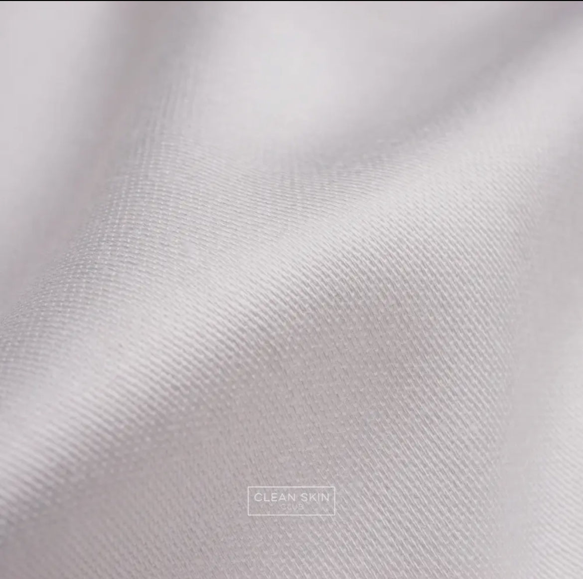 ♥️ Clean Skin Club: Clean Sleep Silver Ion Pillowcase (Single in Glacier White)